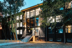 NEOHOSTEL Berlin - MAXFLI Beteiligungs GmbH, Berlin
